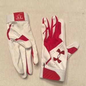 Women’s softball batting gloves